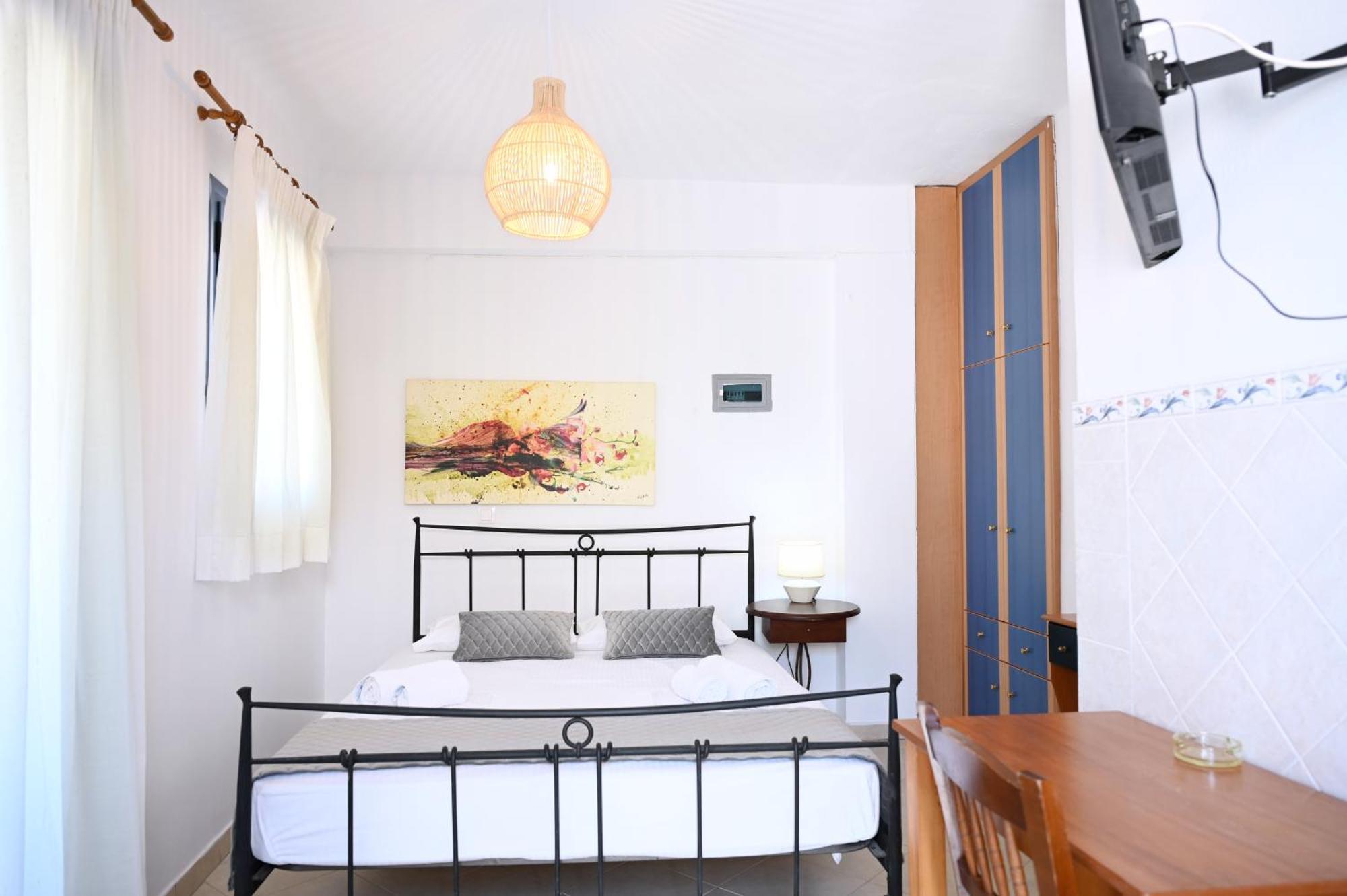 Oneiro Rooms Kythnos Kanala Bagian luar foto