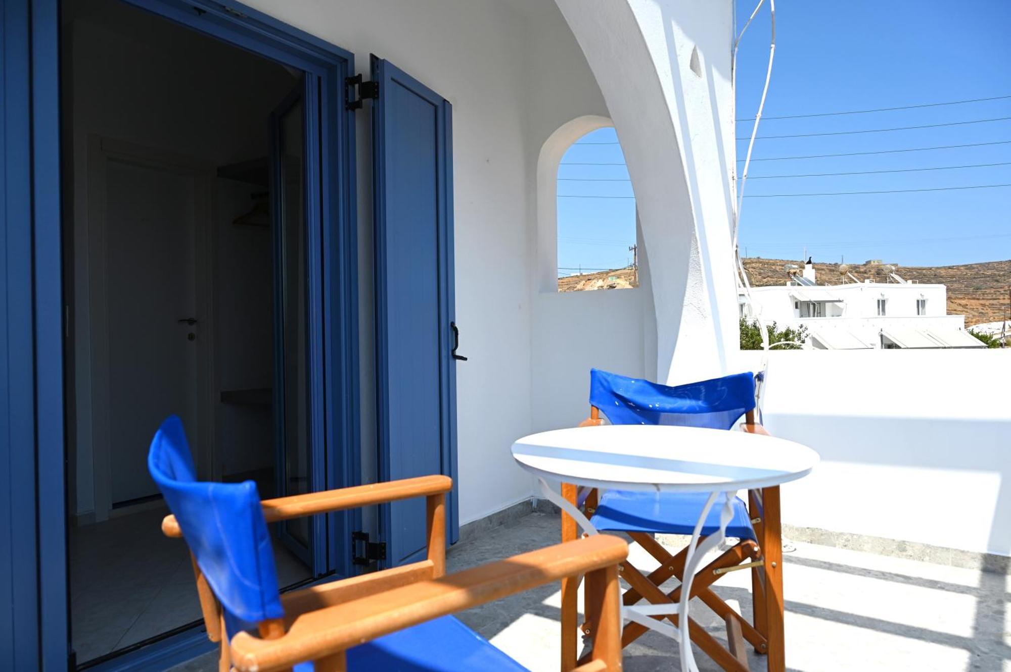 Oneiro Rooms Kythnos Kanala Bagian luar foto