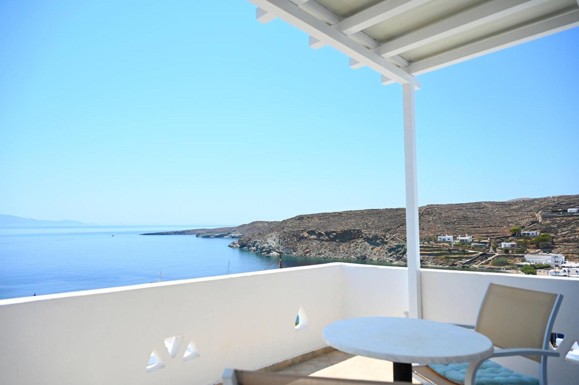 Oneiro Rooms Kythnos Kanala Bagian luar foto